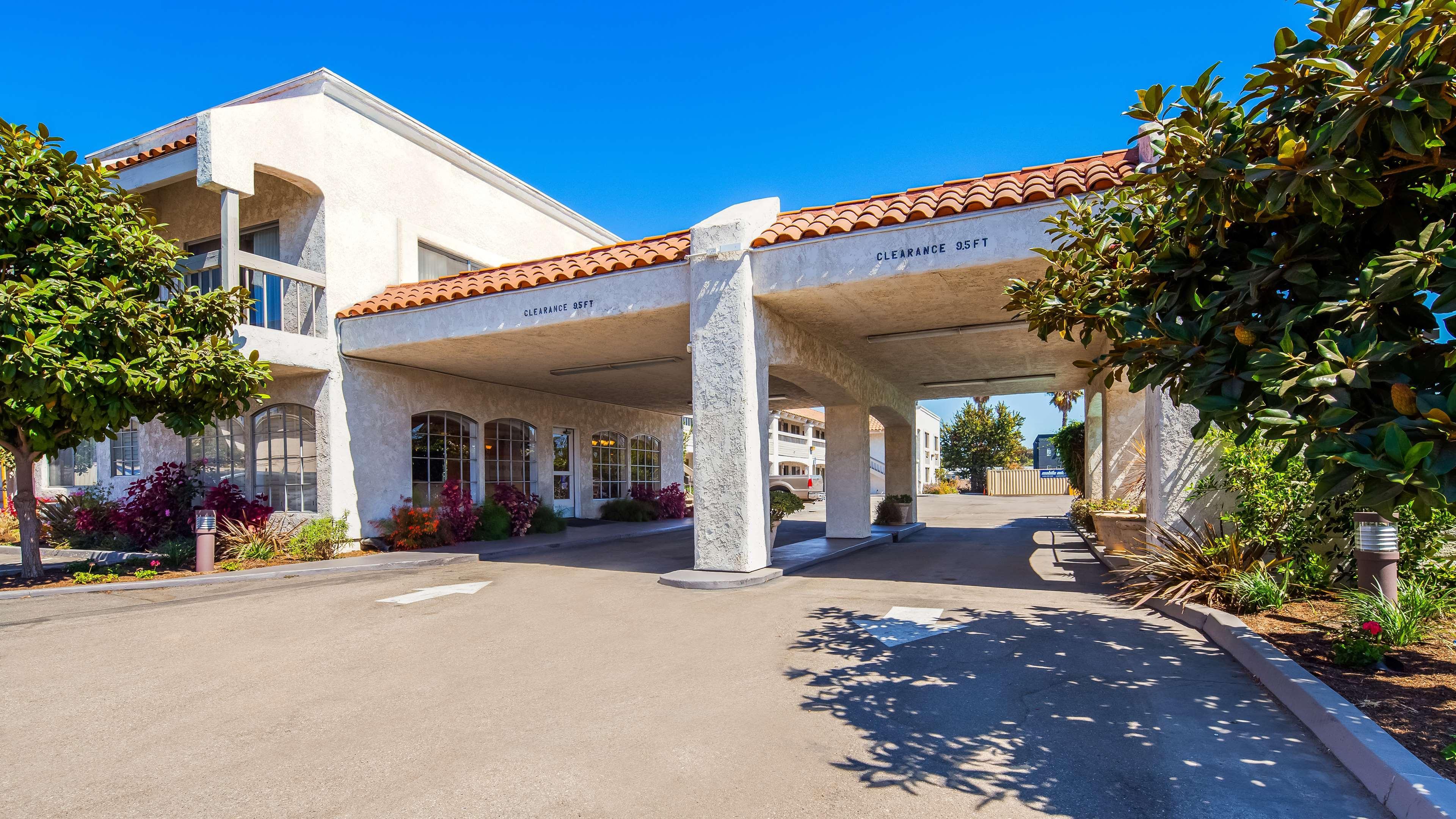 Surestay Hotel By Best Western Camarillo Exterior photo