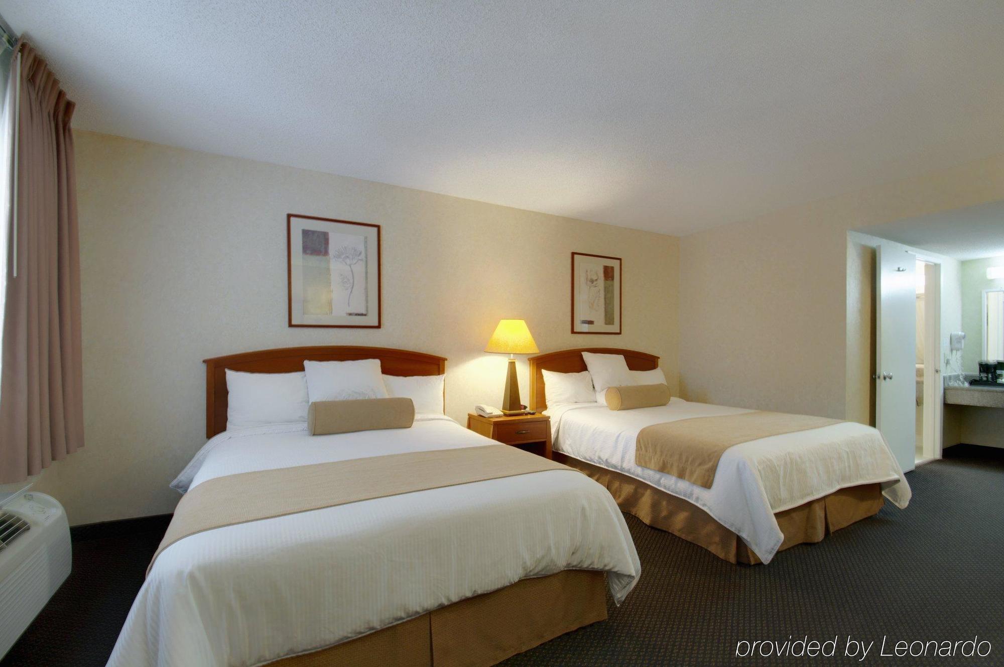 Surestay Hotel By Best Western Camarillo Room photo